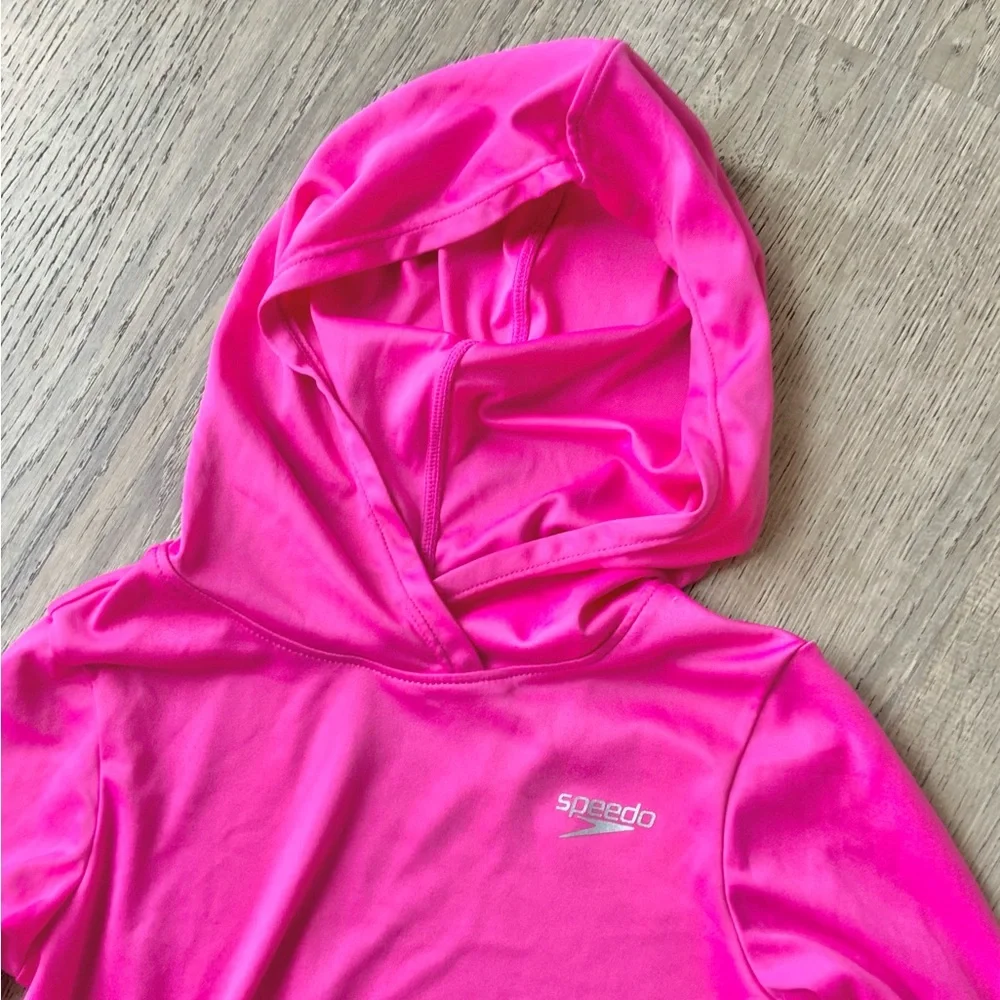 Speedo vibrant pink